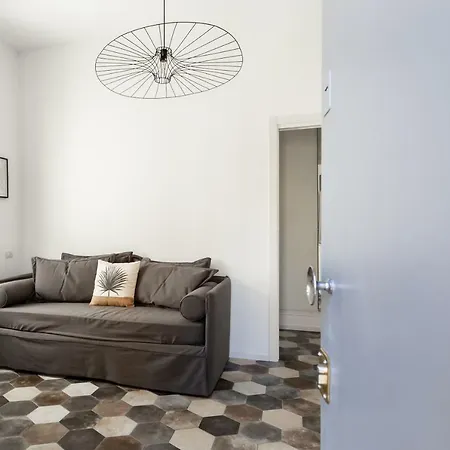 Casale *